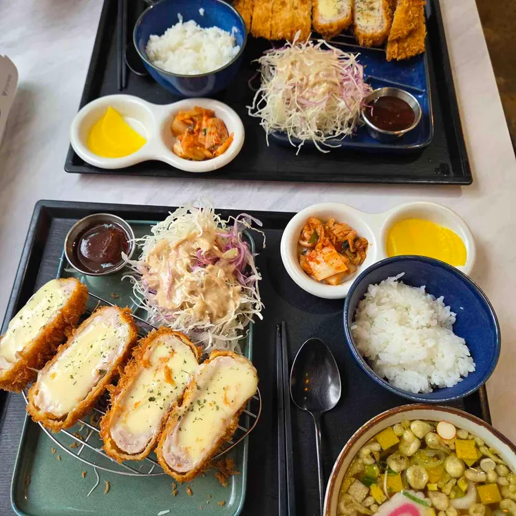 마노네 대표 사진