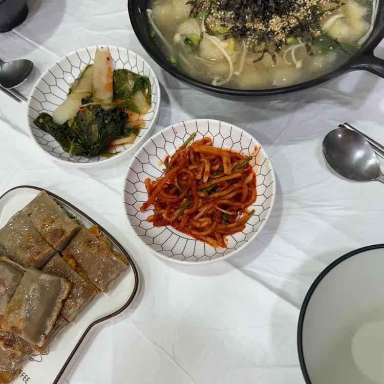 아바이감자옹심이 대표 사진