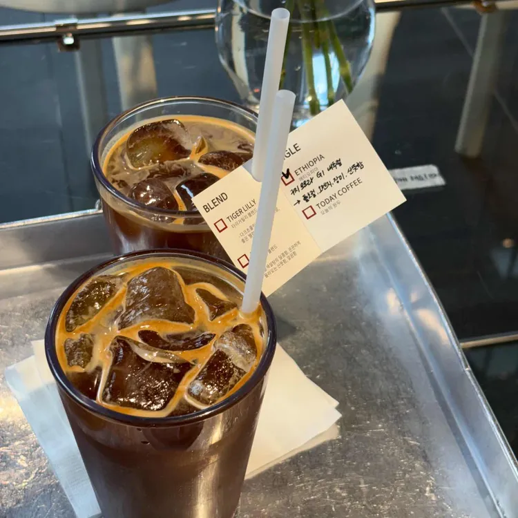 챕터 대표 사진