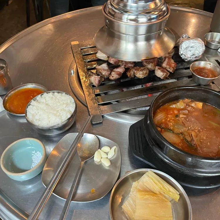 두툼 사진
