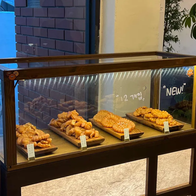 장인더 대표 사진