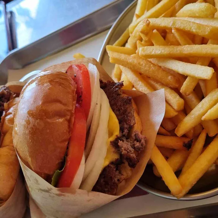 레이지버거클럽 사진