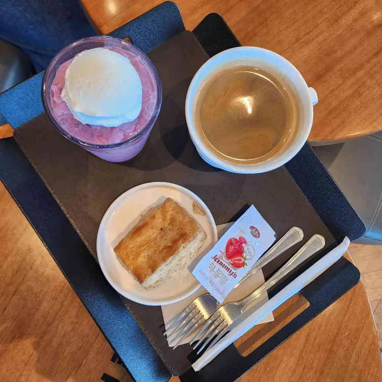 파스쿠찌 대표 사진