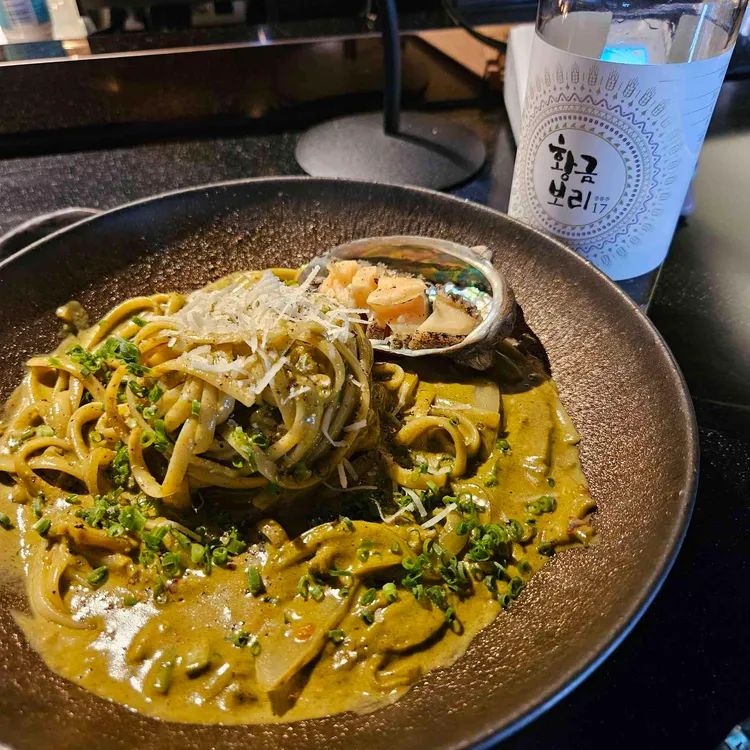 청남 대표 사진