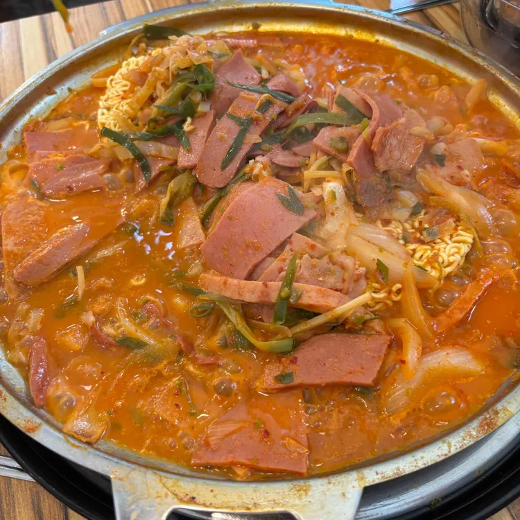 초롱이고모부대찌개 사진