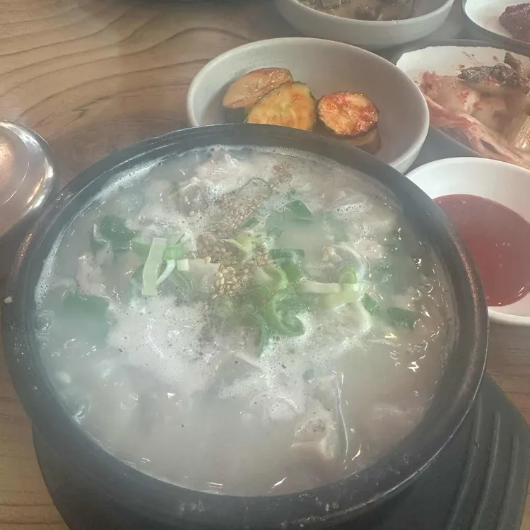 연지본관 사진