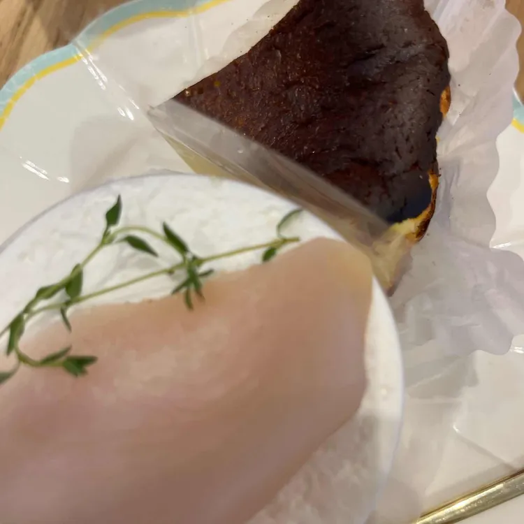 설레여케이크 대표 사진