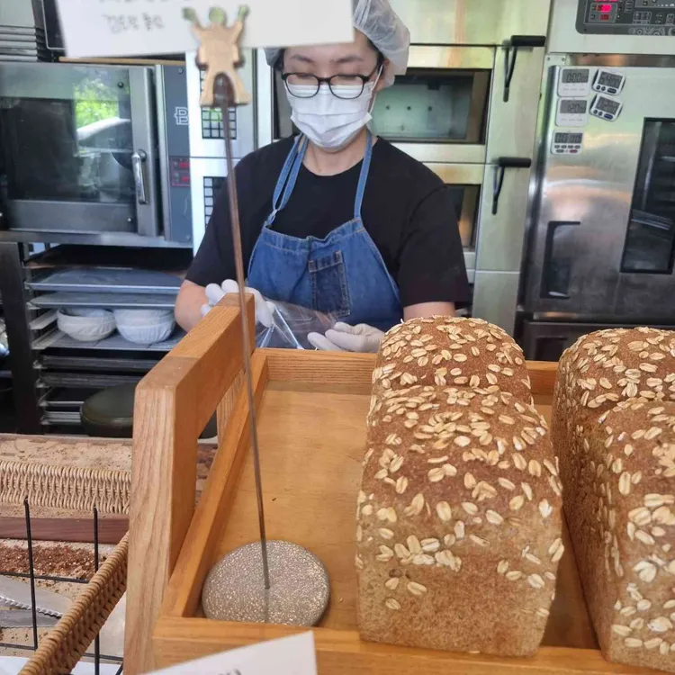 봄밀베이커리 대표 사진