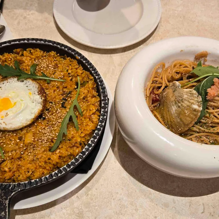 37.5 시그니처 사진