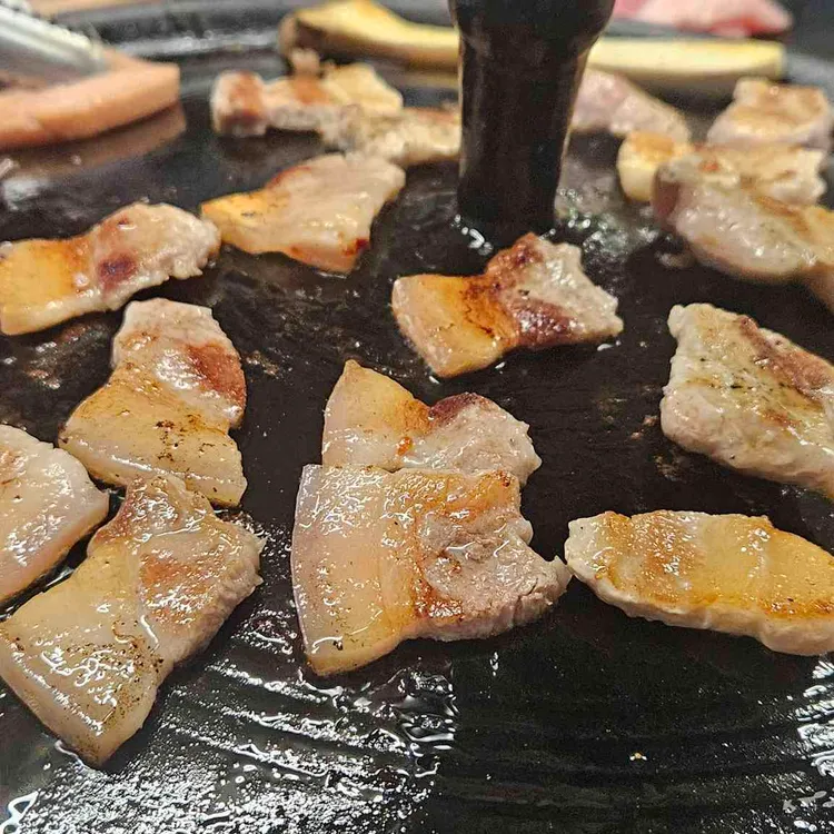 안도윤냉동삼겹살 대표 사진
