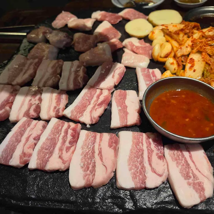 석암생소금구이 대표 사진