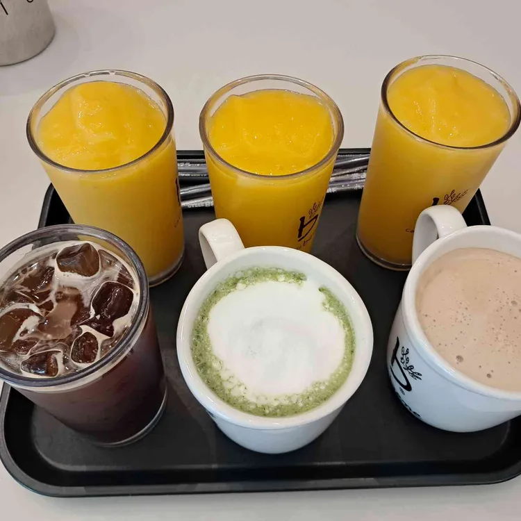 카페베네 대표 사진