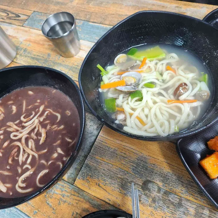 옥토밭손칼국수 대표 사진