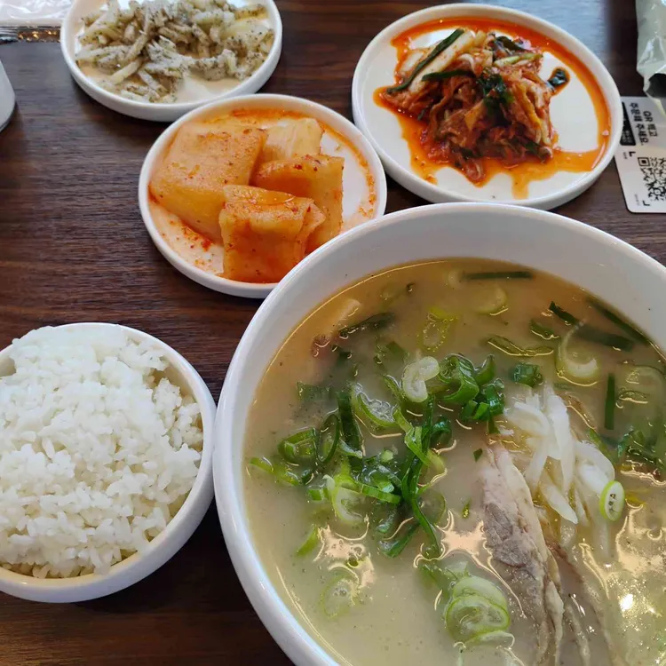 육당헌 대표 사진