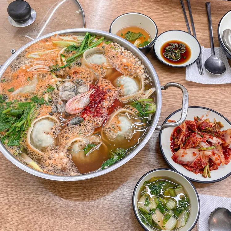 황새골손칼국수 사진