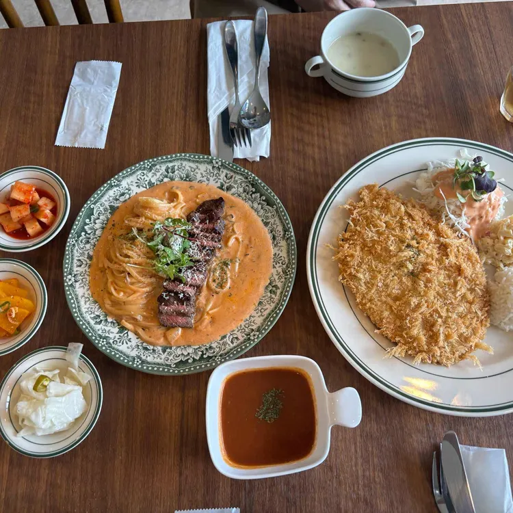 마레테이블 대표 사진