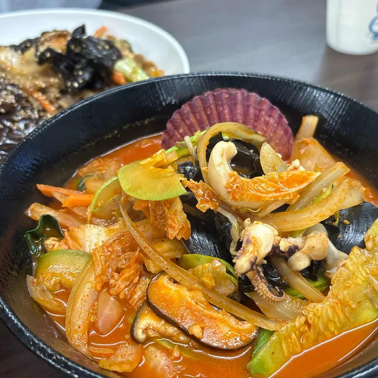 팔봉이밀면 대표 사진