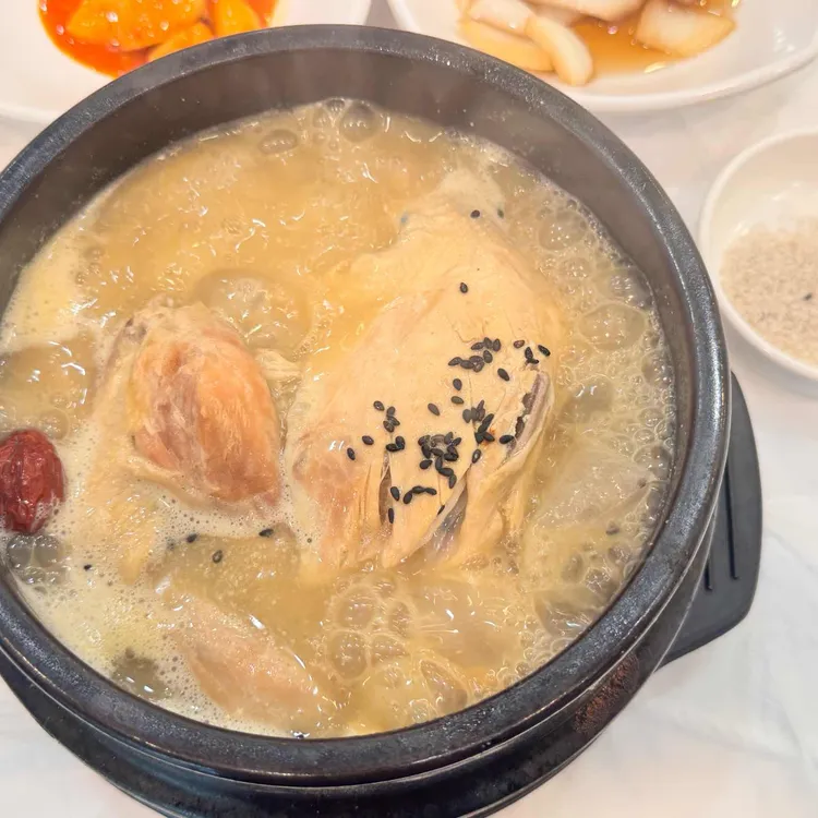 지호한방삼계탕 포항철강점 대표 사진