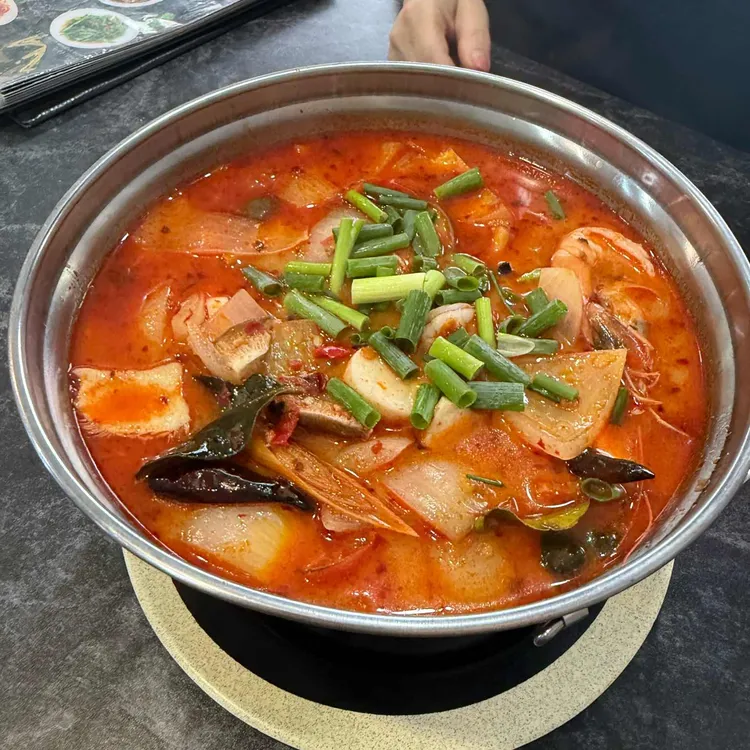 쿤야이태국식당 KHUN YAY THAI FOOD 대표 사진