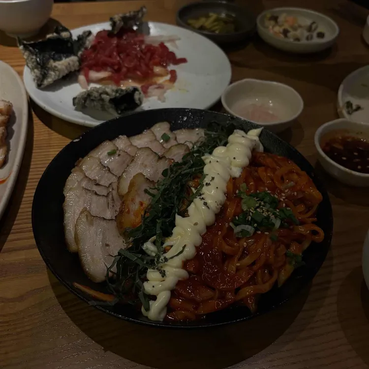더기와 사진