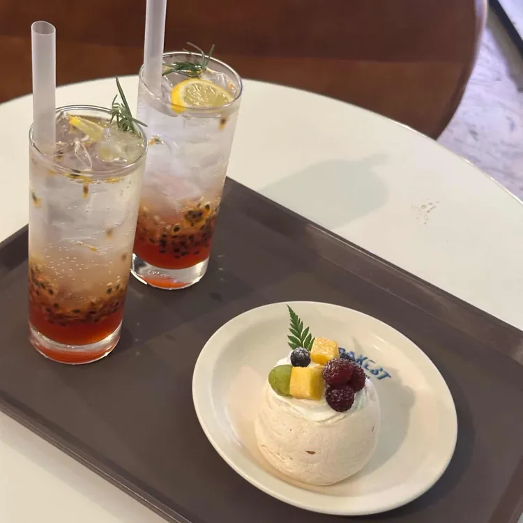 베이커스트 브라운 사진