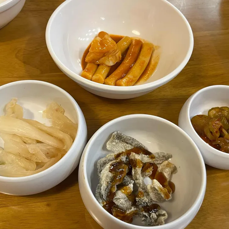칼국수전문점 오미자 대표 사진