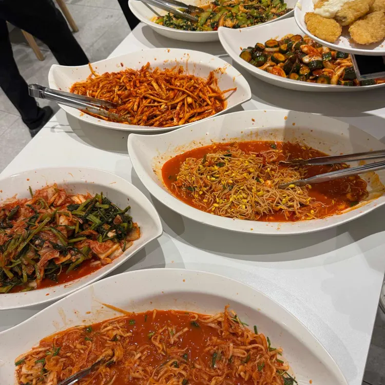 에비뉴한식뷔페 대표 사진