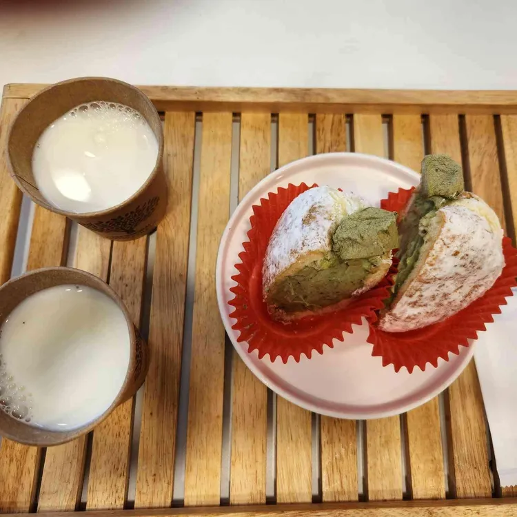 무지개도넛 대표 사진