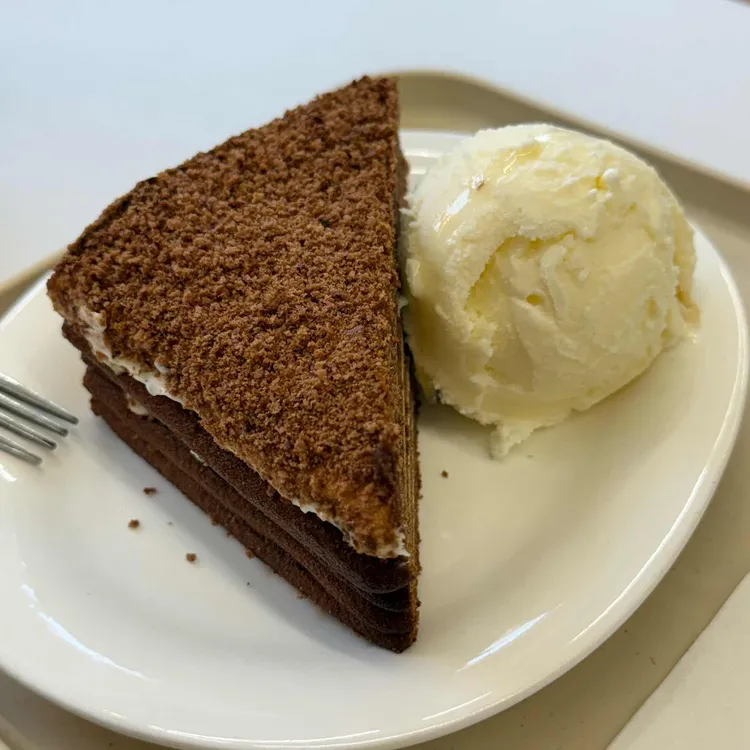 카페오버데어 대표 사진