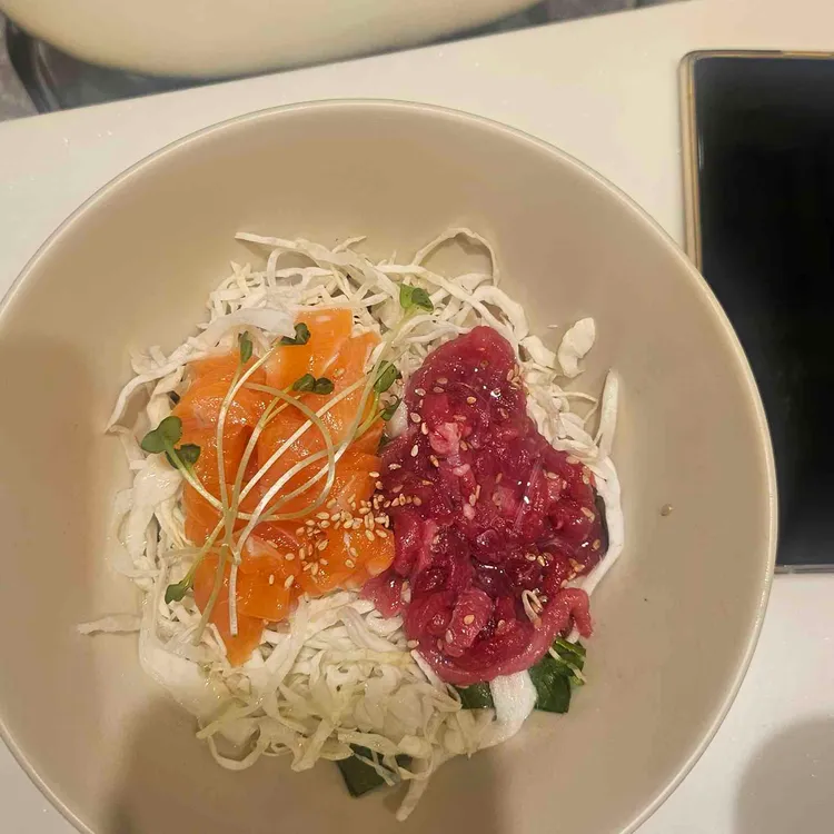 육회바른연어 대표 사진