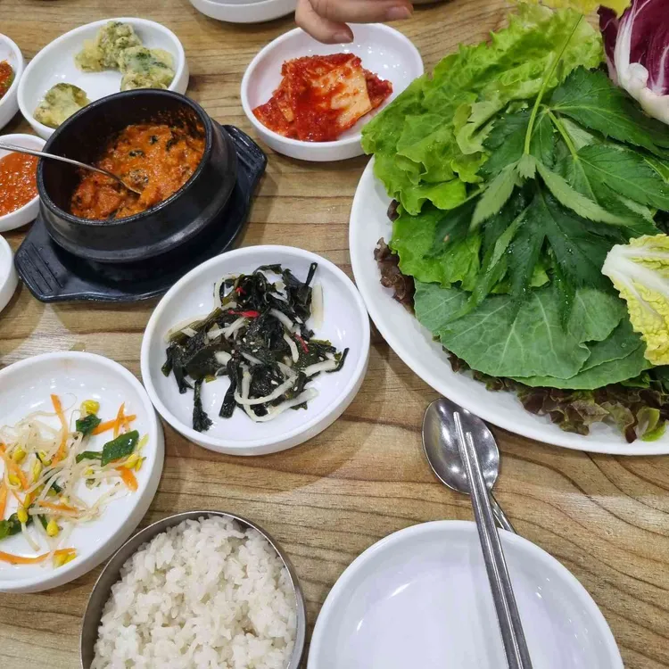 청호우렁쌈밥 대표 사진