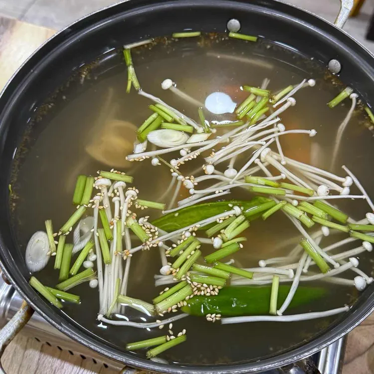 전복 한우 육회와곱 창김