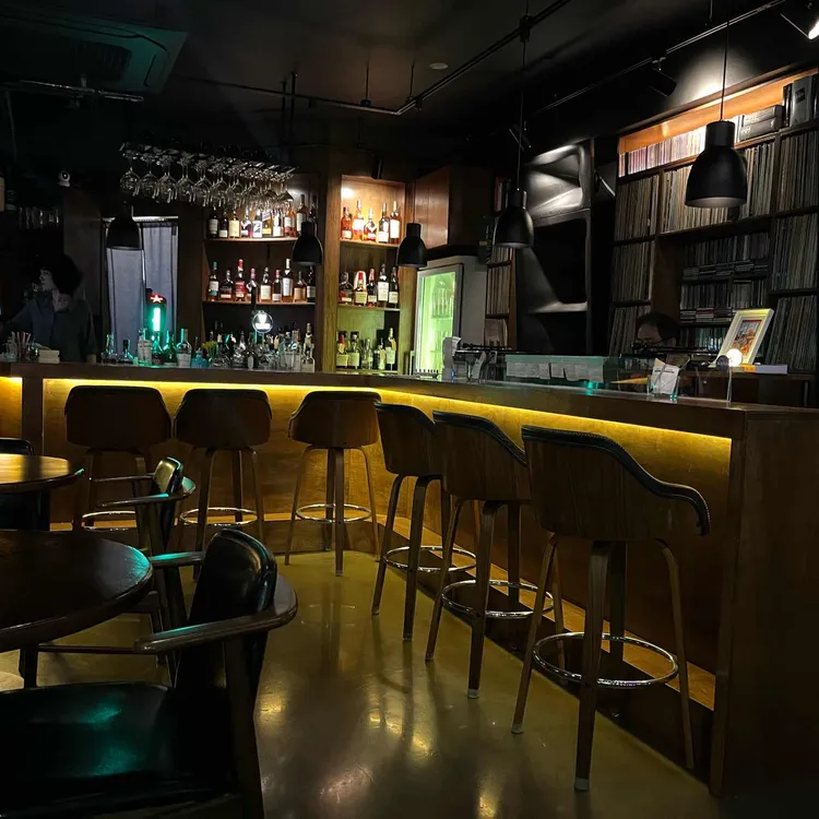 메이저톰 대표 사진