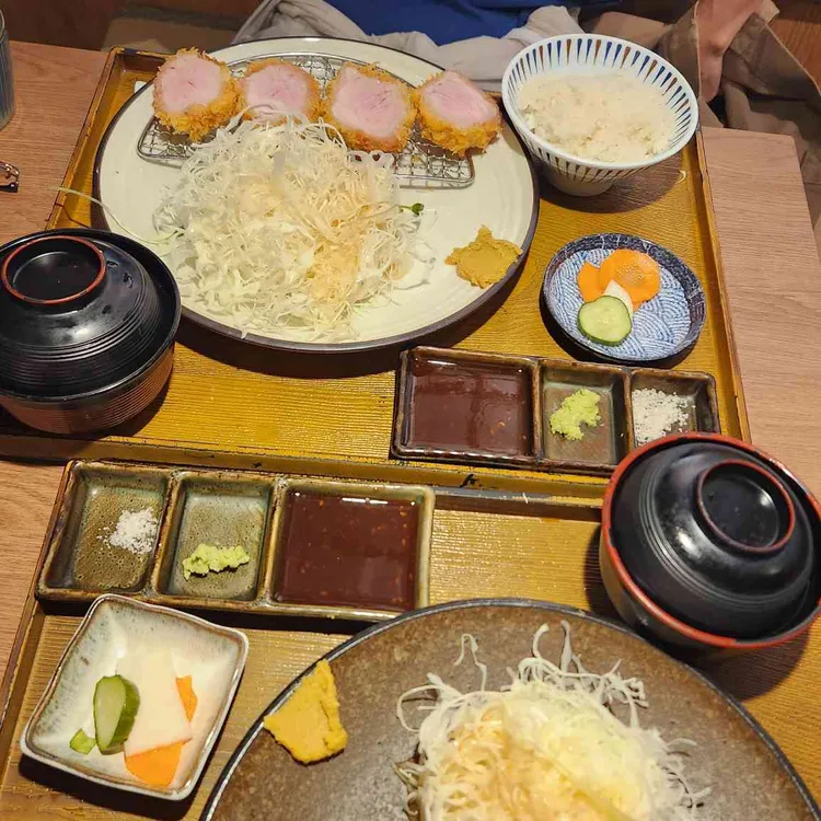 크레이지카츠 사진