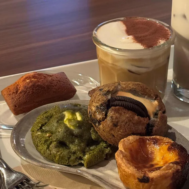 백림BERLIN 대표 사진