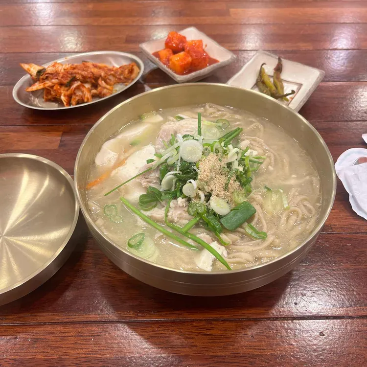 본칼국수 대표 사진