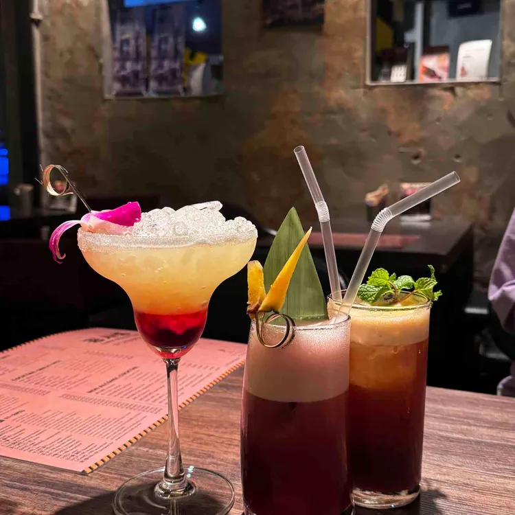 공사중 대표 사진