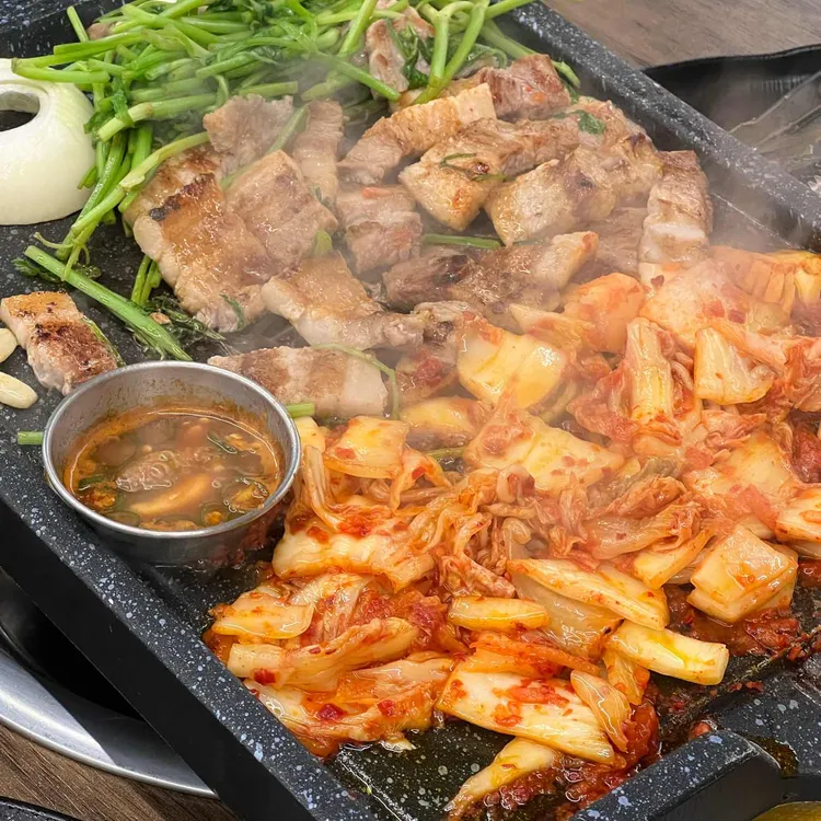 관산돈 대표 사진