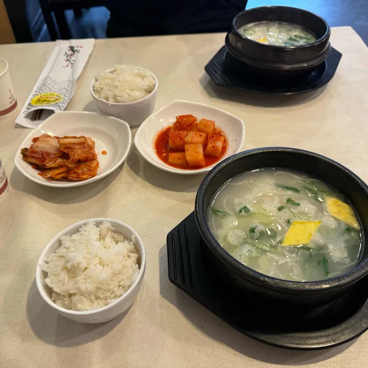 황제돈가스앤한우곰탕 대표 사진
