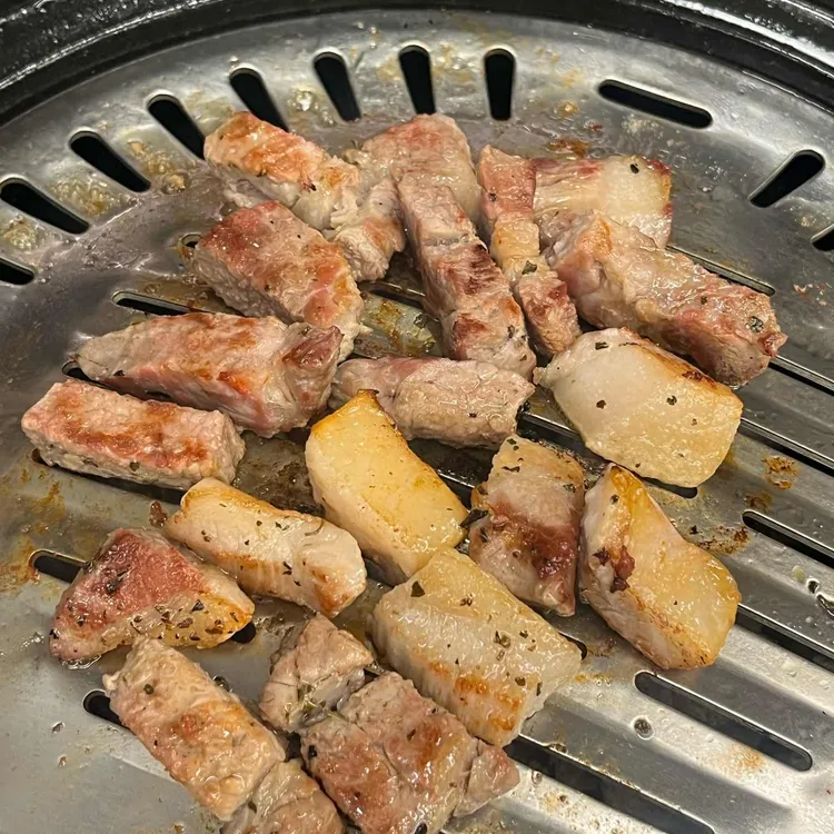 꾼돈숯불갈비 대표 사진