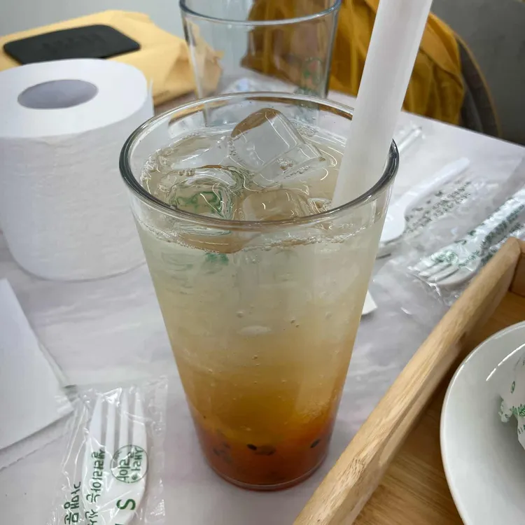 샐러리아 대표 사진