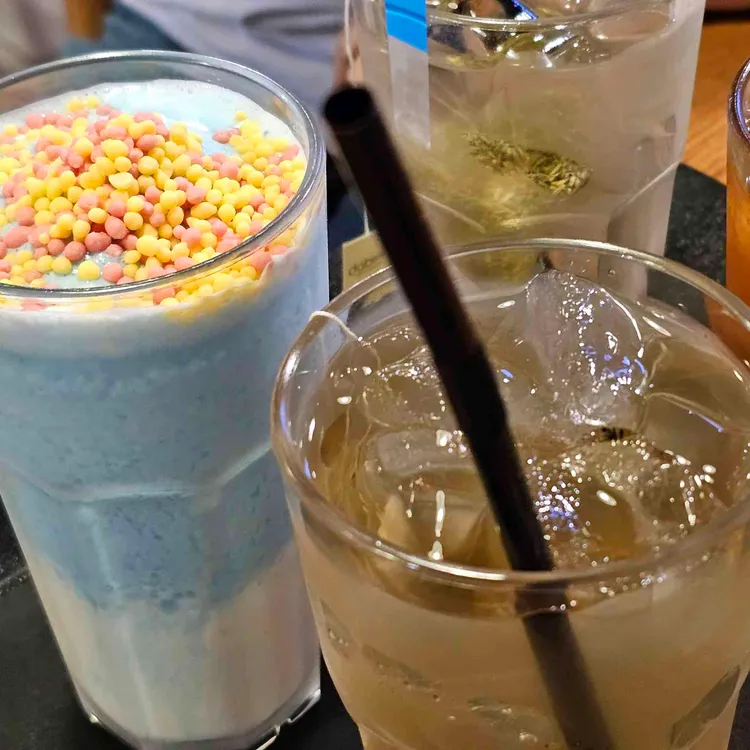 빌리브라운 대표 사진