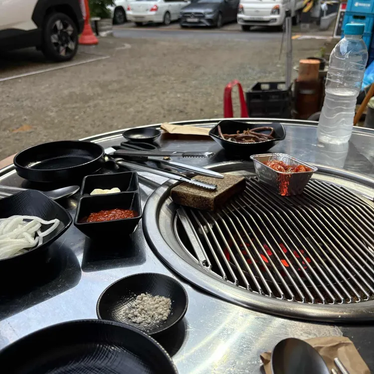 옥돼지 연탄구이 대표 사진