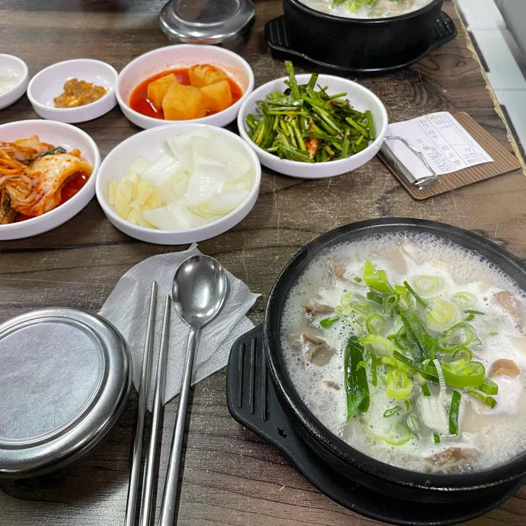 탑골순대국 사진