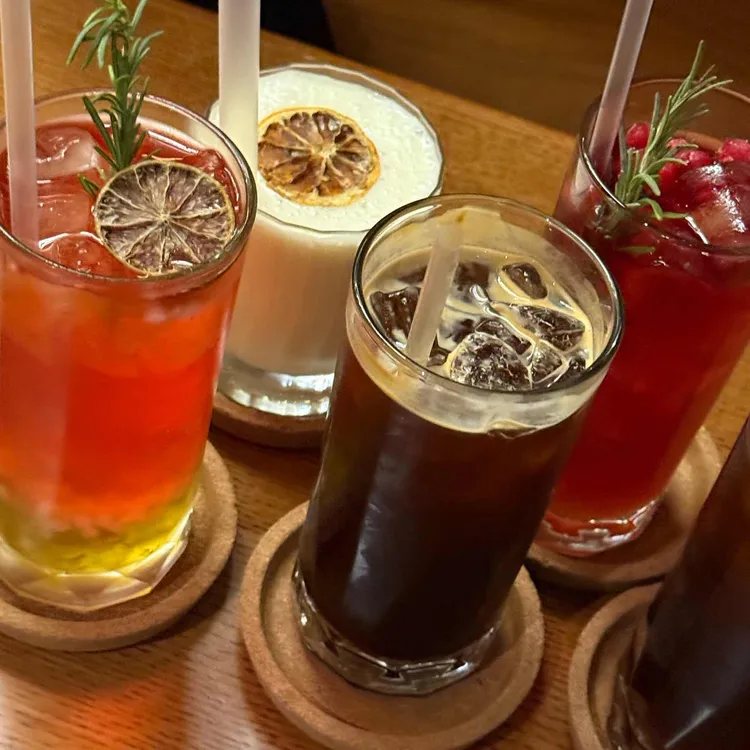 녹턴 대표 사진