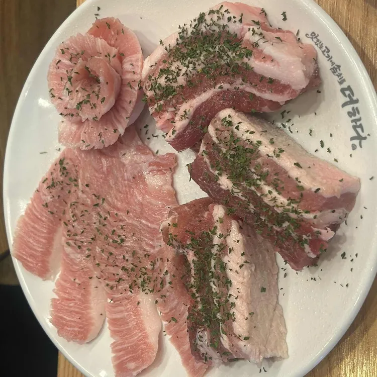 더하다 대표 사진