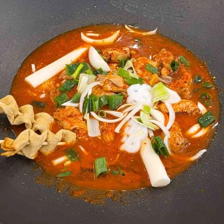 통큰솥뚜껑닭볶음탕 대표 사진