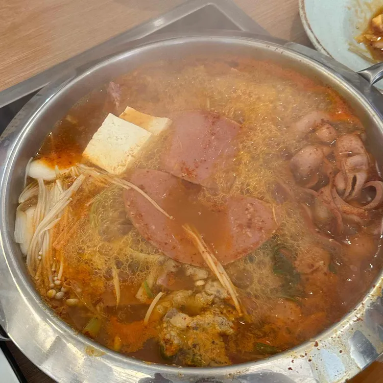 팔팔부대찌개 대표 사진