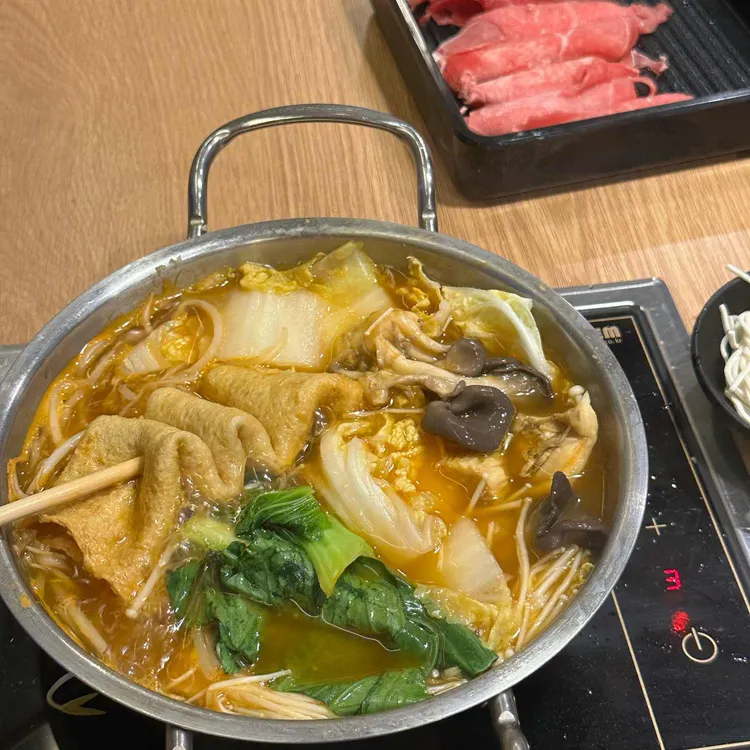 홀로설 대표 사진