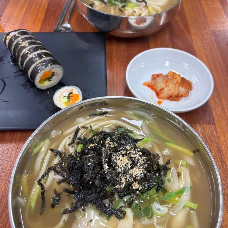 초원 홍두깨 손칼국수 대표 사진